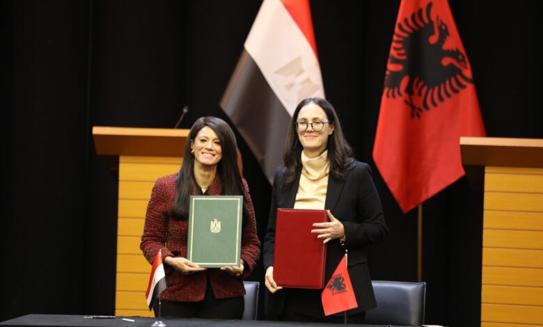 في أول زيارة رفيعة المستوى منذ 20 عامًا.. مصر وألبانيا تختتمان الدورة الأولى للجنة المشتركة للتعاون الاقتصادي في أول زيارة رفيعة المستوى منذ 20 عامًا.. مصر وألبانيا تختتمان الدورة الأولى للجنة المشتركة للتعاون الاقتصادي