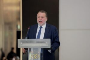 محافظ البنك المركزي 