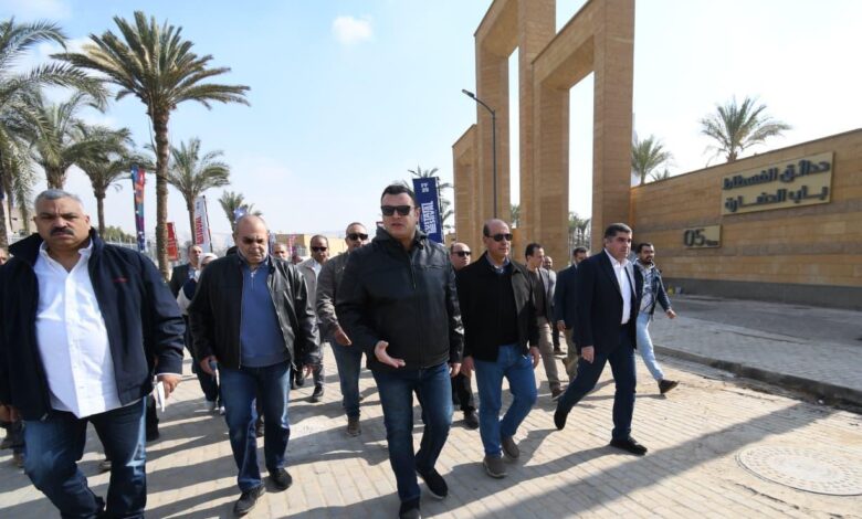 في بداية جولته اليوم.. وزير الإسكان يتفقد مشروع «حدائق تلال الفسطاط» 