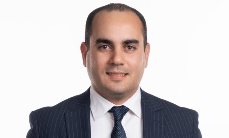 حسن عبداللطيف: الأثر التراكمي لخفض الفائدة يختبر نضج قطاع التمويل متناهي الصغر