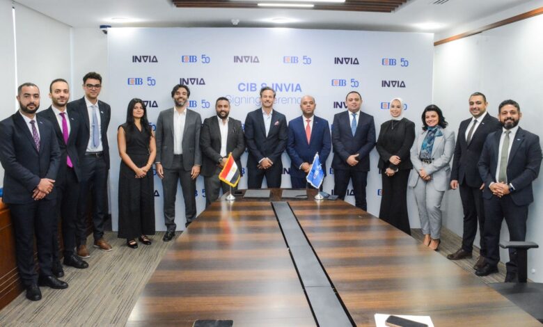 البنك التجاري الدولي يوقع شراكة استراتيجية مع منصة INVIA لتعزيز نمو المشروعات الصغيرة والمتوسطة