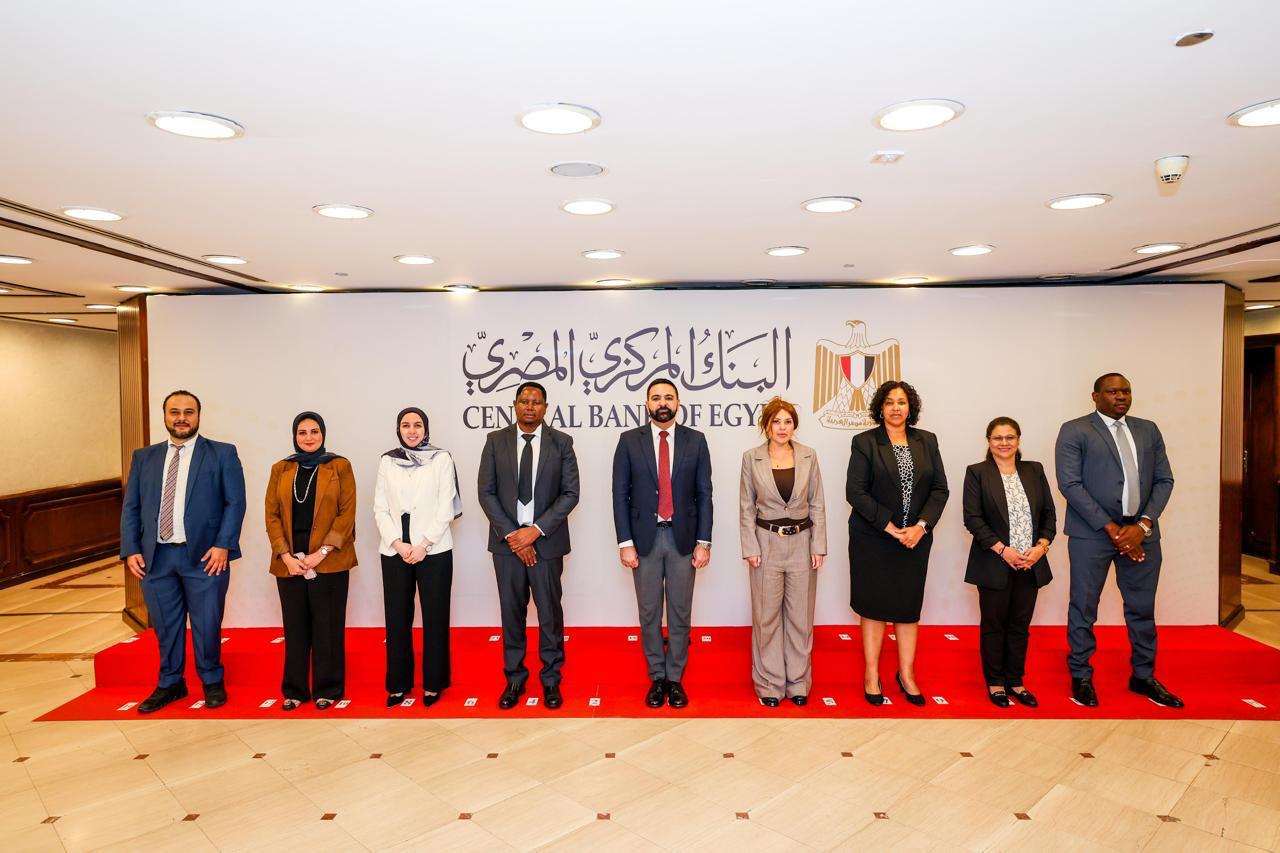 «المركزي» يستقبل وفدًا من بنك تنزانيا للاطلاع على التجربة المصرية في استمرارية الأعمال