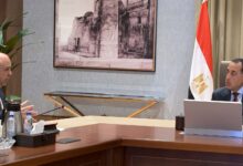 رئيس الوزراء يتابع تطوير المطارات المصرية ويبحث جذب الاستثمارات للقطاع الجوي