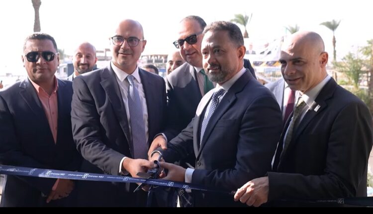 بنك الإمارات دبي الوطني يفتتح فرعًا جديدًا بمدينة السويس بنك الإمارات دبي الوطني يفتتح فرعًا جديدًا بمدينة السويس