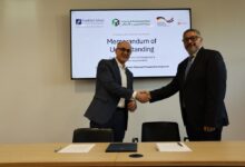 بنك التعمير والإسكان يوقع مذكرة تفاهم مع مدرسة فرانكفورت لتعزيز ريادته في التمويل الأخضر والمستدام