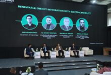 انطلاق جلسة “دمج الطاقة المتجددة مع التنقل الكهربائي” ضمن فعاليات اليوم الثالث لقمة مصر الدولية لوسائل النقل الكهربائية