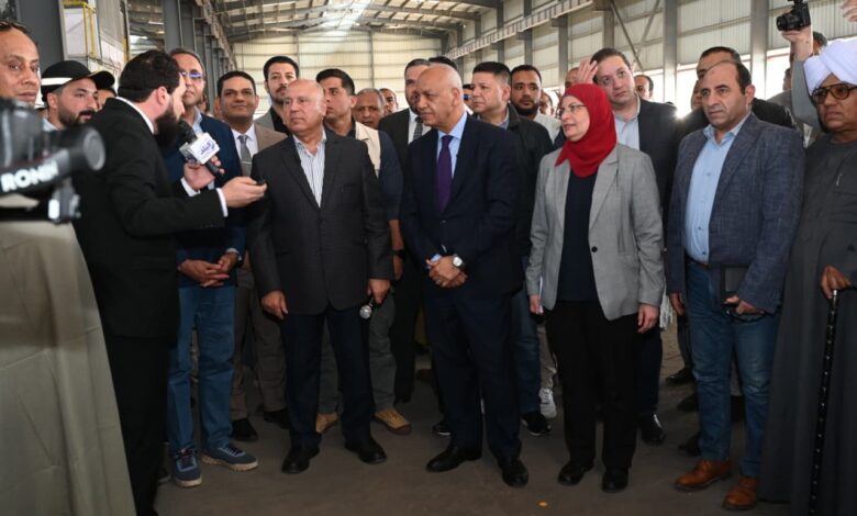 كامل الوزير يتفقد منطقتي “قفط” و”هو” الصناعيتين بقنا: جاهزية كاملة لاستقبال الاستثمارات الكبرى