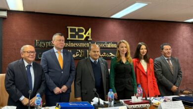 سفير أوكرانيا بالقاهرة: 600 مليار دولار خسائر الحرب وفرص ضخمة لمصر في الإعمار والطاقة والزراعة سفير أوكرانيا بالقاهرة: 600 مليار دولار خسائر الحرب وفرص ضخمة لمصر في الإعمار والطاقة والزراعة