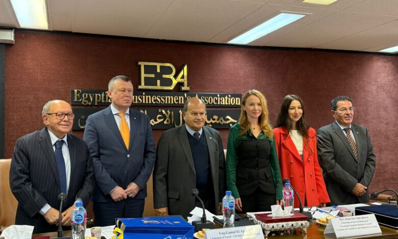 سفير أوكرانيا بالقاهرة: 600 مليار دولار خسائر الحرب وفرص ضخمة لمصر في الإعمار والطاقة والزراعة سفير أوكرانيا بالقاهرة: 600 مليار دولار خسائر الحرب وفرص ضخمة لمصر في الإعمار والطاقة والزراعة