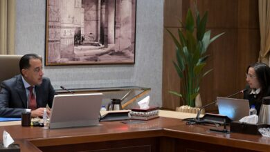 رئيس الوزراء يتابع مع محافظ البحيرة المشروعات التنموية والخدمية لتعزيز البنية الأساسية والاستثمار رئيس الوزراء يتابع مع محافظ البحيرة المشروعات التنموية والخدمية لتعزيز البنية الأساسية والاستثمار