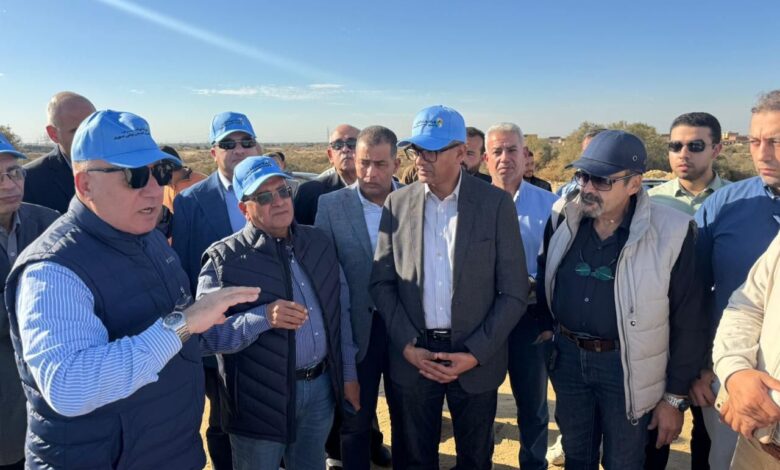 نائب وزير الإسكان يتفقد منظومتي مياه الشرب والصرف الصحي في بني سويف