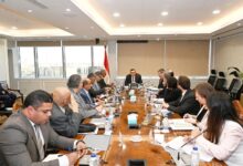 وزير الإسكان يستقبل وفد بنك الاستثمار الأوروبي لبحث تعزيز التعاون ومتابعة المشروعات المشتركة