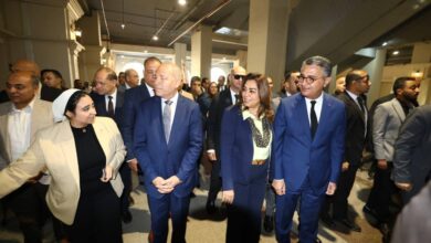 وزيرا التموين والتنمية المحلية ومحافظ القاهرة يفتتحون سوق السلع الغذائية المخفضة بالسبتية