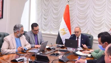 وزير العمل يوجه بتكثيف تنفيذ مبادرة 75 ألف فرصة تدريب داخل المنشآت