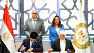 وزيرة التنمية المحلية تشهد توقيع مذكرة تفاهم مع «CMEC» لإنشاء مشروع متكامل للطاقة بالقليوبية وزيرة التنمية المحلية تشهد توقيع مذكرة تفاهم مع «CMEC» لإنشاء مشروع متكامل للطاقة بالقليوبية