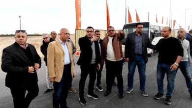 وزير الإسكان يتفقد مشروعات تطوير الطرق والمحاور الرئيسية ومداخل مدينة الشيخ زايد