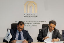 شركة STM وماجد الفطيم توقعان شراكة لتدشين متاجر كارفور داخل مشروعات STM
