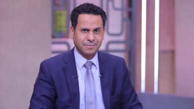 محمود الضبع: تطبيق ضريبة الهواتف المحمولة بأثر رجعي يهدد 30 مليون عامل محمود الضبع: تطبيق ضريبة الهواتف المحمولة بأثر رجعي يهدد 30 مليون عامل