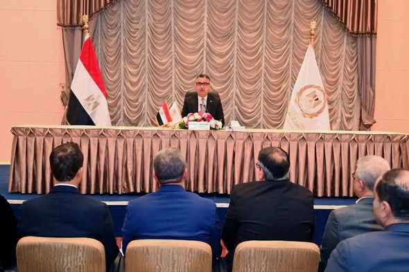 وزير التموين: ملف الأمن الغذائي يأتي على رأس أولويات عمل الوزارة