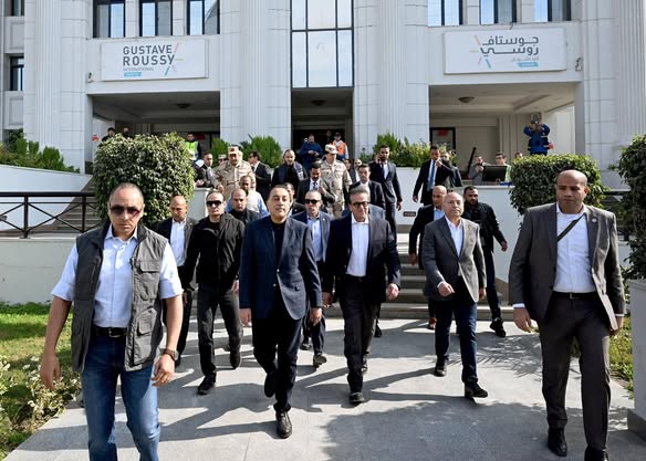 مبنى جديد بطاقة 108 أسرة .. رئيس الوزراء يتفقد مستشفى أورام دار السلام بالقاهرة