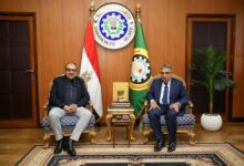 وزير قطاع الأعمال ومحافظ الدقهلية يبحثان تعزيز التعاون في عدد من الملفات المشتركة