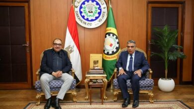 وزير قطاع الأعمال ومحافظ الدقهلية يبحثان تعزيز التعاون في عدد من الملفات المشتركة وزير قطاع الأعمال ومحافظ الدقهلية يبحثان تعزيز التعاون في عدد من الملفات المشتركة