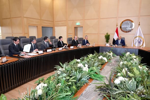 كامل الوزير يبحث مع “تويوتا” مزيد من الاستثمارات اليابانية في صناعة السيارات بمصر