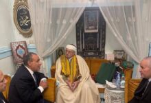وزير الخارجية يبحث مع مفتي تونس تعزيز التعاون الديني والثقافي بين البلدين