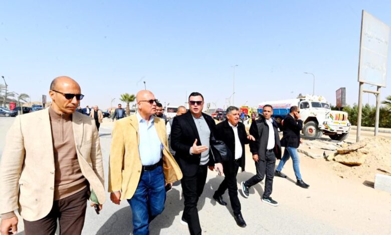 الشربيني يتفقد أعمال تطوير ورفع كفاءة الطرق بحدائق أكتوبر