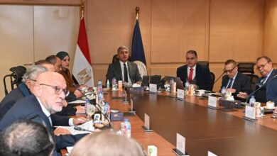 وزير السياحة يشيد بأداء هيئة التنشيط ويستعرض خطط الترويج السياحي