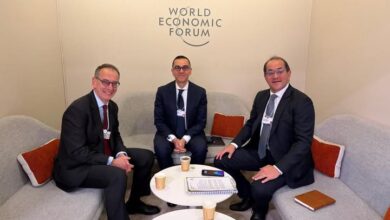 وزيرا الاستثمار والمالية يبحثان مع البنك الأوروبي زيادة الاستثمارات ودعم النمو الاقتصادي في مصر