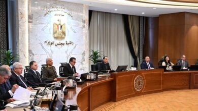 رئيس الوزراء يترأس أول اجتماع للحكومة في 2026 ويؤكد على توطين صناعة أجهزة الاتصالات