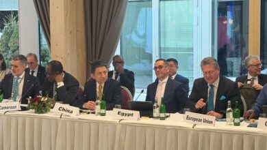 وزير الاستثمار يبحث مستقبل التجارة العالمية في دافوس