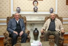 وزير قطاع الأعمال يبحث مع محافظ الغربية المشروع القومي لتطوير صناعة الغزل والنسيج