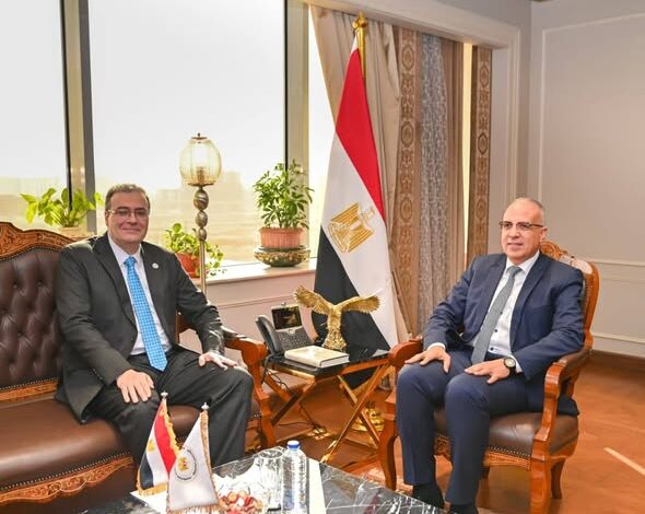 وزير الري ورئيس “التنظيم والإدارة” يبحثان التطوير المؤسسي وسد العجز في عدد من الوظائف