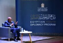 وزير الشباب والرياضة يشهد محاضرة السفير سامح شكري حول الدبلوماسية المصرية