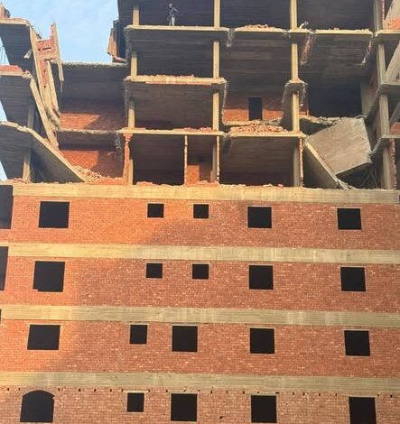التنمية المحلية: إزالة أدوار مخالفة في 5 عقارات ومصادرة مواد البناء في حي السلام ومدينة نصر