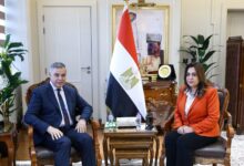 وزيرة التنمية المحلية تبحث الموقف التنفيذي لمشروعات الخطة الاستثمارية ومنظومة التصالح بالإسكندرية