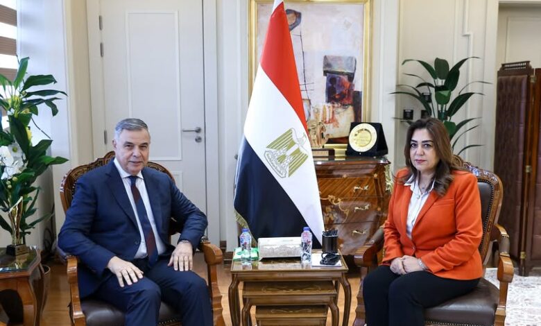 وزيرة التنمية المحلية تبحث الموقف التنفيذي لمشروعات الخطة الاستثمارية ومنظومة التصالح بالإسكندرية وزيرة التنمية المحلية تبحث الموقف التنفيذي لمشروعات الخطة الاستثمارية ومنظومة التصالح بالإسكندرية