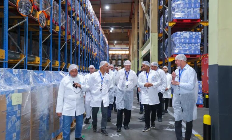 جهينه تستضيف سفير السويد في زيارة رسمية لمصنع الألبان للتعرف على أحدث تقنيات الإنتاج جهينه تستضيف سفير السويد في زيارة رسمية لمصنع الألبان للتعرف على أحدث تقنيات الإنتاج