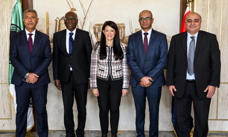 البنك الأفريقي للتنمية يوقع المرحلة الثانية من برنامج تنمية القطاع الخاص والتنوع الاقتصادي بقيمة 170 مليون دولار ومنحة بـ400 ألف دولار لمحطة أبو رواش