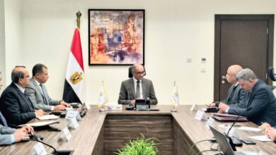 نائب وزير الإسكان يتابع سير العمل في الملفات الاستراتيجية لقطاع المرافق