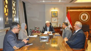 وزير التعليم العالي يبحث مع رئيس جامعة ولفرهامبتون تعزيز التعاون الأكاديمي المشترك