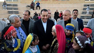 في ختام زيارته للأقصر.. رئيس الوزراء يتفقد أعمال تطوير كورنيش النيل ويشاهد عروضًا فنية بالمسرح الروماني بالبر الغربي