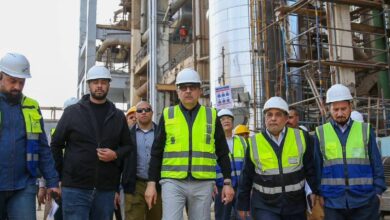 وزير قطاع الأعمال العام يتفقد مشروع إعادة تشغيل مصانع الدلتا للأسمدة