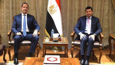 وزير الشباب يبحث مع شركتي “استادات” و”المتحدة للرياضة” دعم الاتحادات وبرنامج إعداد المنتخب الأولمبي
