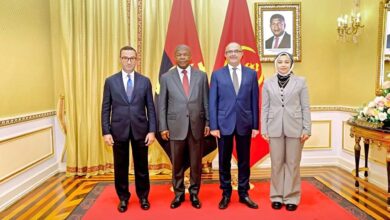 رئيس أنجولا يبحث مع وفد «المقاولون العرب» تنفيذ مشروعات قومية جديدة