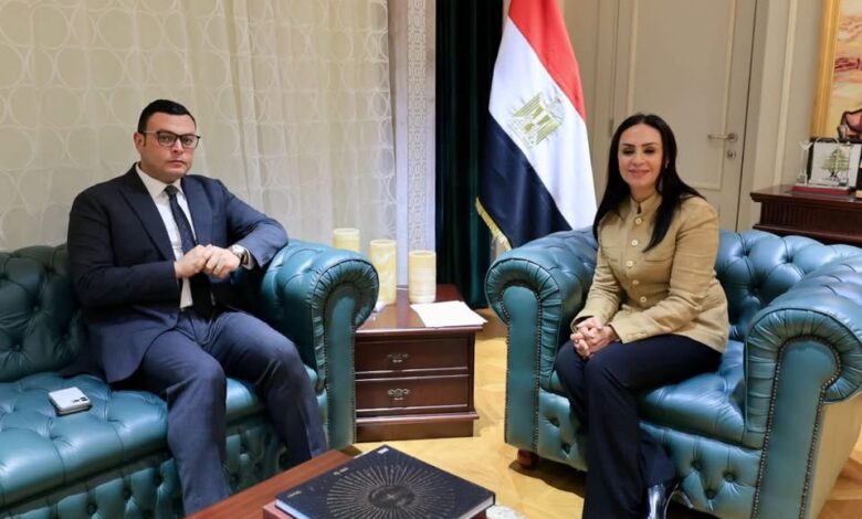 وزيرا الإسكان والتضامن يبحثان تسهيل إجراءات ترخيص الحضانات