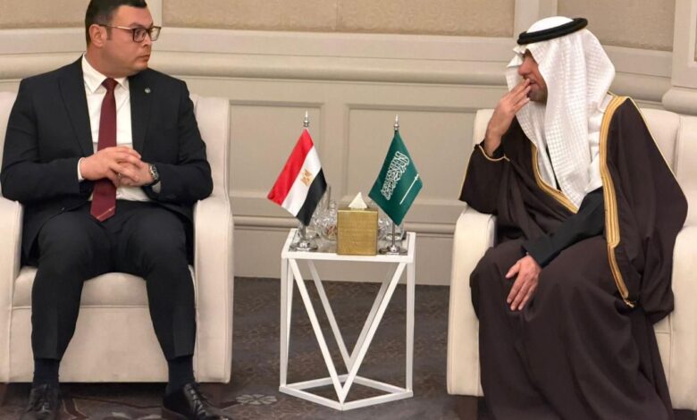 مصر والسعودية تتفقان على دعم شركات المقاولات المحلية وتبادل الخبرات في قطاع الإسكان مصر والسعودية تتفقان على دعم شركات المقاولات المحلية وتبادل الخبرات في قطاع الإسكان