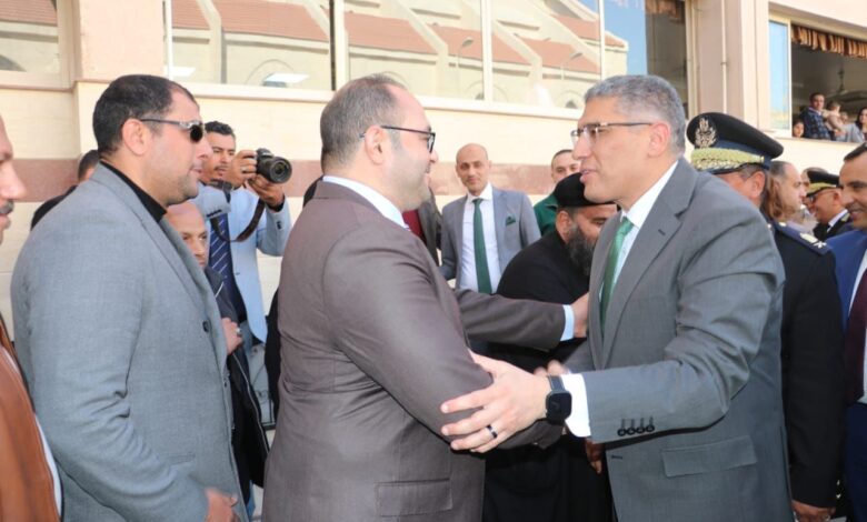 محافظ الجيزة ورئيس جهاز مدينة 6 أكتوبر يهنئان الأقباط بعيد الميلاد المجيد محافظ الجيزة ورئيس جهاز مدينة 6 أكتوبر يهنئان الأقباط بعيد الميلاد المجيد